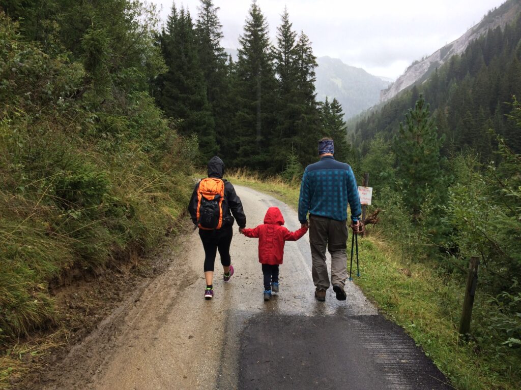 llevar familia a Canada